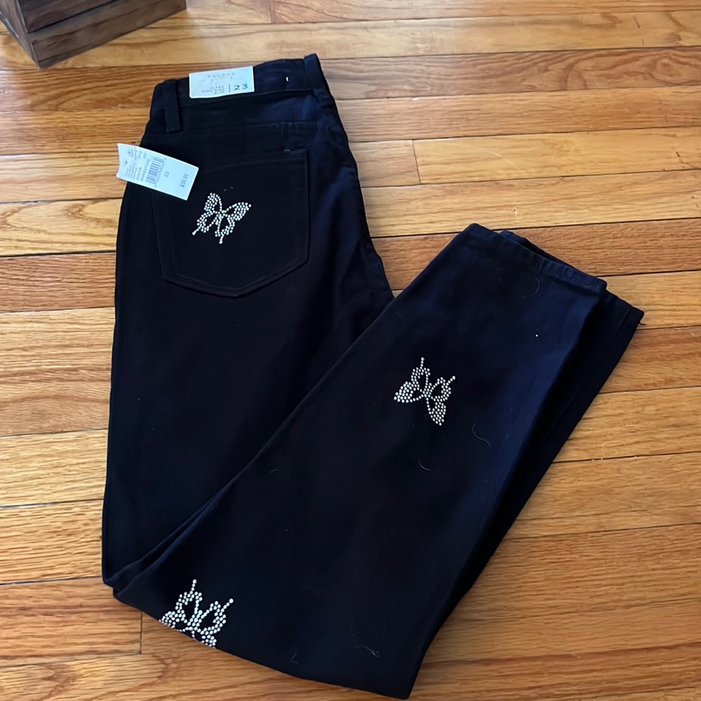 PacSun Size 23 Ultra High Rise Jean With Butterfly Detains NWT 🦋🦋